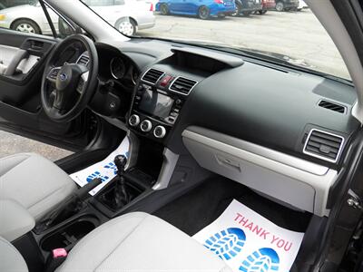 2016 Subaru Forester 2.5i Premium  AWD - Photo 14 - Mishawaka, IN 46545