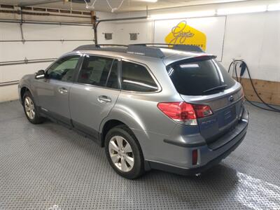 2010 Subaru Outback 3.6R Limited   - Photo 3 - Mishawaka, IN 46545