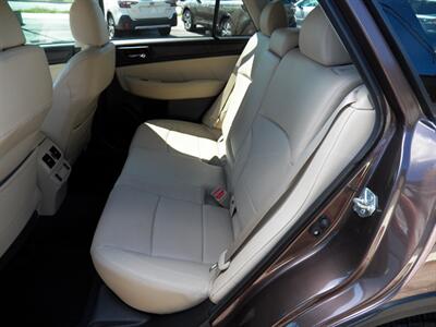 2019 Subaru Outback 3.6R Limited  AWD - Photo 11 - Mishawaka, IN 46545