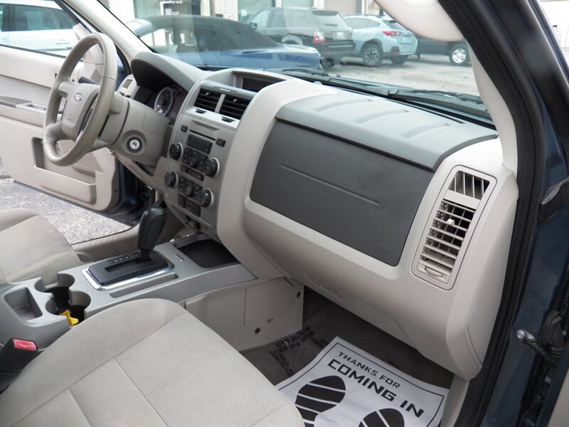 2012 Ford Escape XLT - Photo 15 - Mishawaka, IN 46545