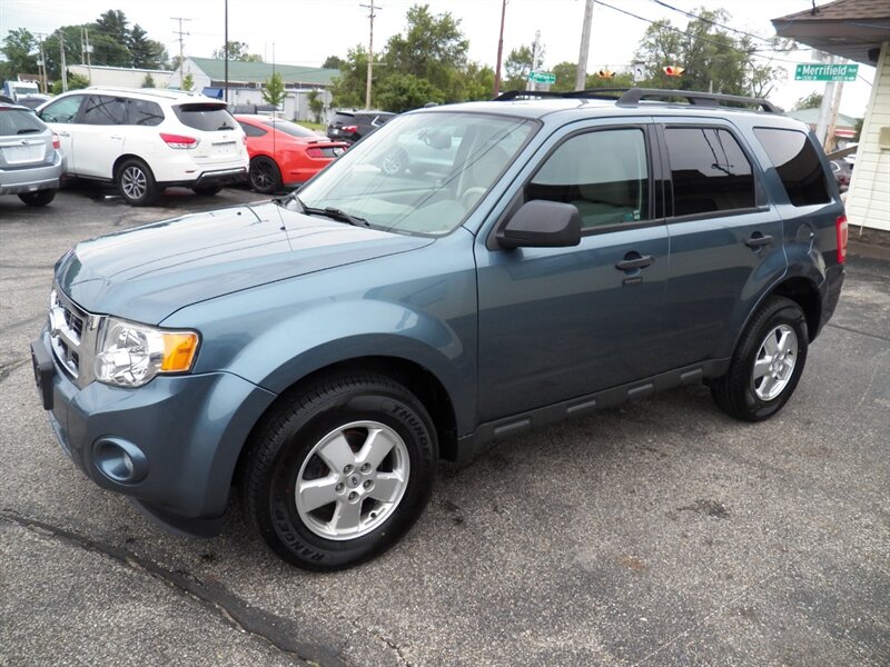 2012 Ford Escape XLT - Photo 6 - Mishawaka, IN 46545