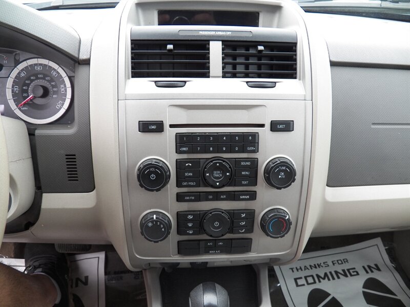 2012 Ford Escape XLT - Photo 19 - Mishawaka, IN 46545