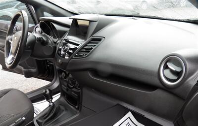 2019 Ford Fiesta ST   - Photo 15 - Mishawaka, IN 46545