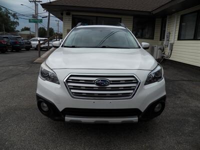 2017 Subaru Outback 2.5i Limited  AWD - Photo 5 - Mishawaka, IN 46545