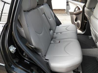 2012 Toyota RAV4 Limited  V6 AWD - Photo 15 - Mishawaka, IN 46545