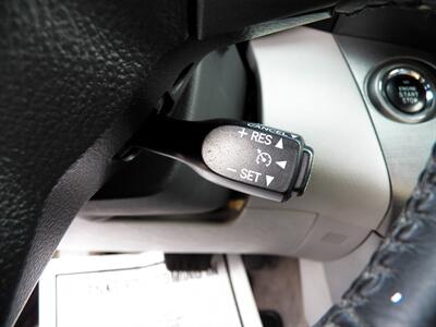 2012 Toyota RAV4 Limited  V6 AWD - Photo 24 - Mishawaka, IN 46545