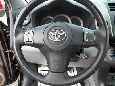 2012 Toyota RAV4 Limited  V6 AWD - Photo 21 - Mishawaka, IN 46545
