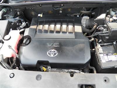 2012 Toyota RAV4 Limited  V6 AWD - Photo 9 - Mishawaka, IN 46545