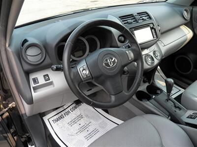 2012 Toyota RAV4 Limited  V6 AWD - Photo 10 - Mishawaka, IN 46545