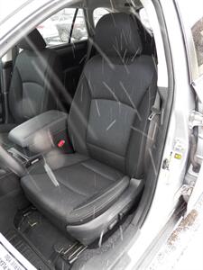 2017 Subaru Outback 2.5i Premium  AWD - Photo 10 - Mishawaka, IN 46545