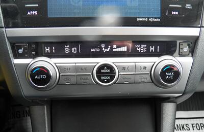 2017 Subaru Outback 2.5i Premium  AWD - Photo 20 - Mishawaka, IN 46545