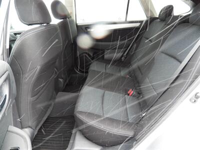 2017 Subaru Outback 2.5i Premium  AWD - Photo 12 - Mishawaka, IN 46545