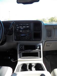 2003 Chevrolet Silverado 3500 4dr Crew Cab  4x4 - Photo 17 - Mishawaka, IN 46545