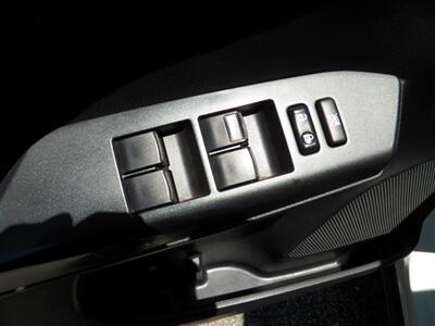 2016 Toyota RAV4 LE   - Photo 15 - Mishawaka, IN 46545