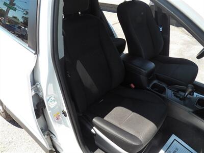 2016 Toyota RAV4 LE   - Photo 11 - Mishawaka, IN 46545