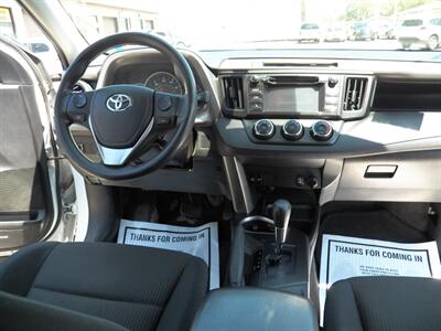 2016 Toyota RAV4 LE   - Photo 13 - Mishawaka, IN 46545