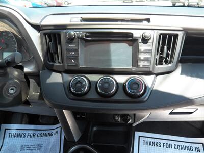 2016 Toyota RAV4 LE   - Photo 14 - Mishawaka, IN 46545