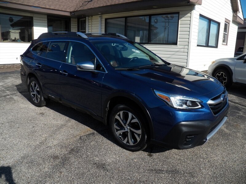 2021 Subaru Outback Touring XT  AWD - Photo 1 - Mishawaka, IN 46545