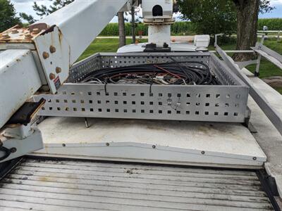 2012 Ford F-550 Cab & Chassis   - Photo 19 - Sycamore, IL 60178