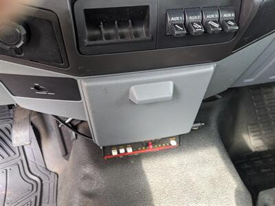 2012 Ford F-550 Cab & Chassis   - Photo 25 - Sycamore, IL 60178