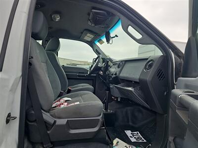 2012 Ford F-550 Cab & Chassis   - Photo 7 - Sycamore, IL 60178