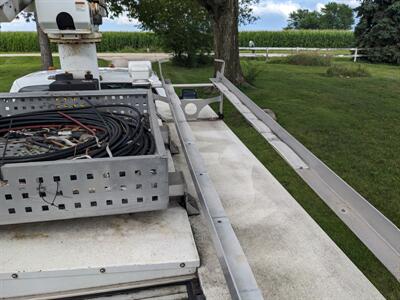 2012 Ford F-550 Cab & Chassis   - Photo 20 - Sycamore, IL 60178
