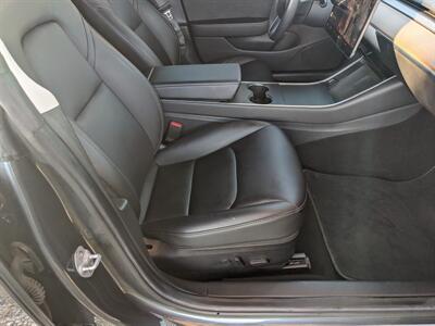 2018 Tesla Model 3 Long Range   - Photo 24 - Sycamore, IL 60178