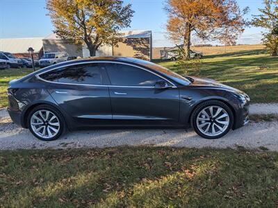 2018 Tesla Model 3 Long Range   - Photo 6 - Sycamore, IL 60178