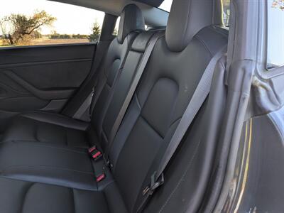 2018 Tesla Model 3 Long Range   - Photo 20 - Sycamore, IL 60178