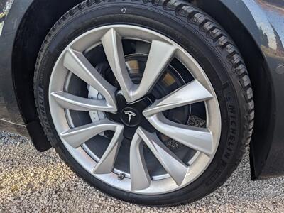 2018 Tesla Model 3 Long Range   - Photo 12 - Sycamore, IL 60178
