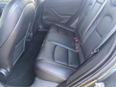 2018 Tesla Model 3 Long Range   - Photo 19 - Sycamore, IL 60178