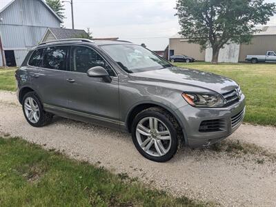 2013 Volkswagen Touareg TDI Executive   - Photo 7 - Sycamore, IL 60178