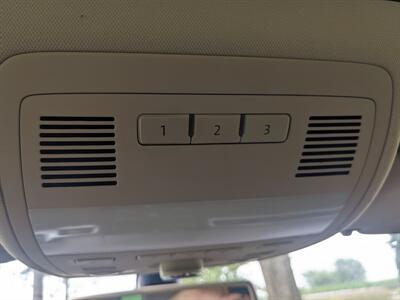 2013 Volkswagen Touareg TDI Executive   - Photo 33 - Sycamore, IL 60178