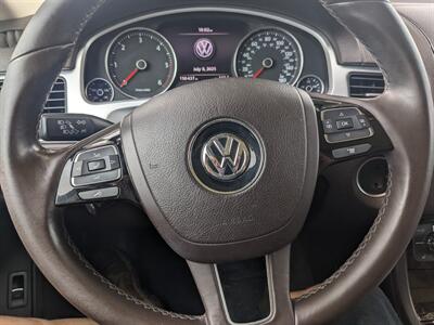 2013 Volkswagen Touareg TDI Executive   - Photo 26 - Sycamore, IL 60178