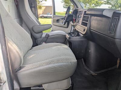2012 Chevrolet Express 3500   - Photo 30 - Sycamore, IL 60178