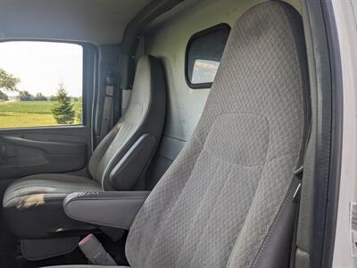 2012 Chevrolet Express 3500   - Photo 21 - Sycamore, IL 60178