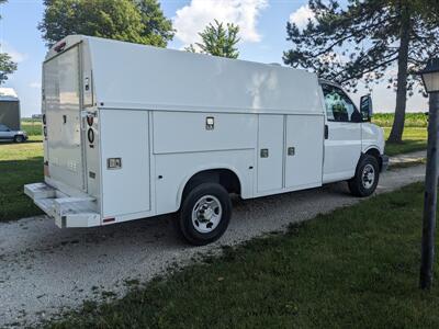 2012 Chevrolet Express 3500   - Photo 5 - Sycamore, IL 60178