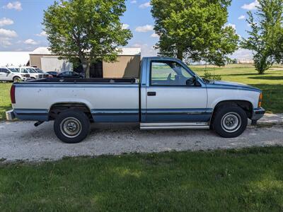 1988 Chevrolet C/K 2500 Series C2500 Silverado   - Photo 6 - Sycamore, IL 60178