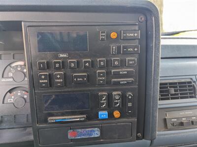 1988 Chevrolet C/K 2500 Series C2500 Silverado   - Photo 15 - Sycamore, IL 60178