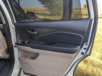 2016 Honda Pilot Elite - Photo 16 - Sycamore, IL 60178