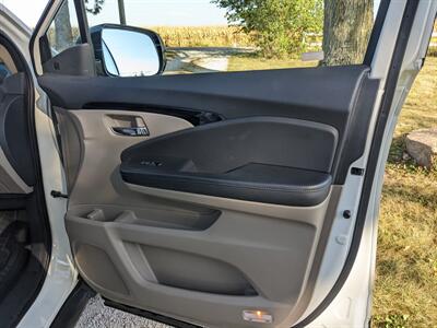 2016 Honda Pilot Elite - Photo 19 - Sycamore, IL 60178