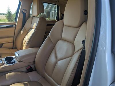 2014 Porsche Cayenne Diesel   - Photo 14 - Sycamore, IL 60178