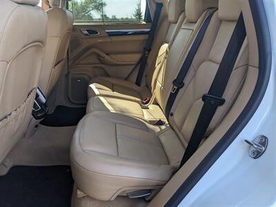 2014 Porsche Cayenne Diesel   - Photo 16 - Sycamore, IL 60178