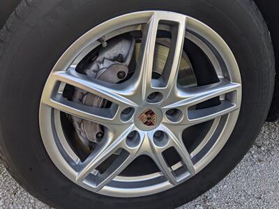 2014 Porsche Cayenne Diesel   - Photo 30 - Sycamore, IL 60178