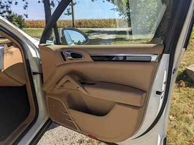 2014 Porsche Cayenne Diesel   - Photo 22 - Sycamore, IL 60178