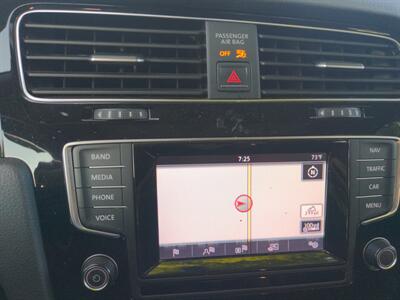 2015 Volkswagen Golf TDI SEL   - Photo 25 - Sycamore, IL 60178