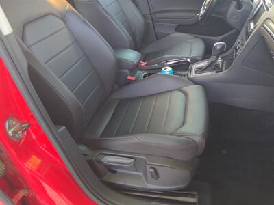 2015 Volkswagen Golf TDI SEL   - Photo 21 - Sycamore, IL 60178