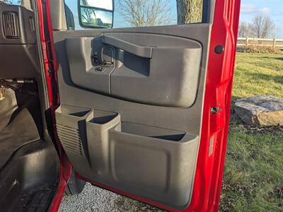 2018 GMC Savana 3500   - Photo 21 - Sycamore, IL 60178