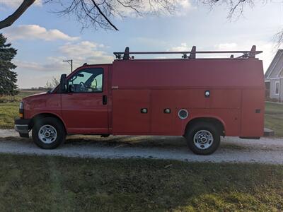 2018 GMC Savana 3500   - Photo 2 - Sycamore, IL 60178