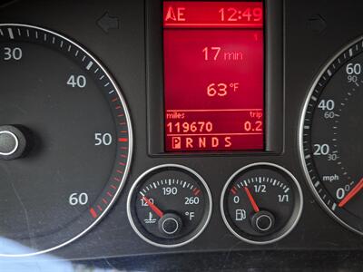 2009 Volkswagen Jetta SportWagen TDI   - Photo 28 - Sycamore, IL 60178
